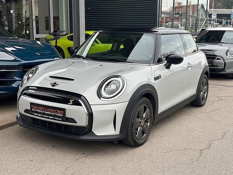Gebraucht Mini Cooper SE 135 kW (184 PS) 2022 Silber Kleinwagen