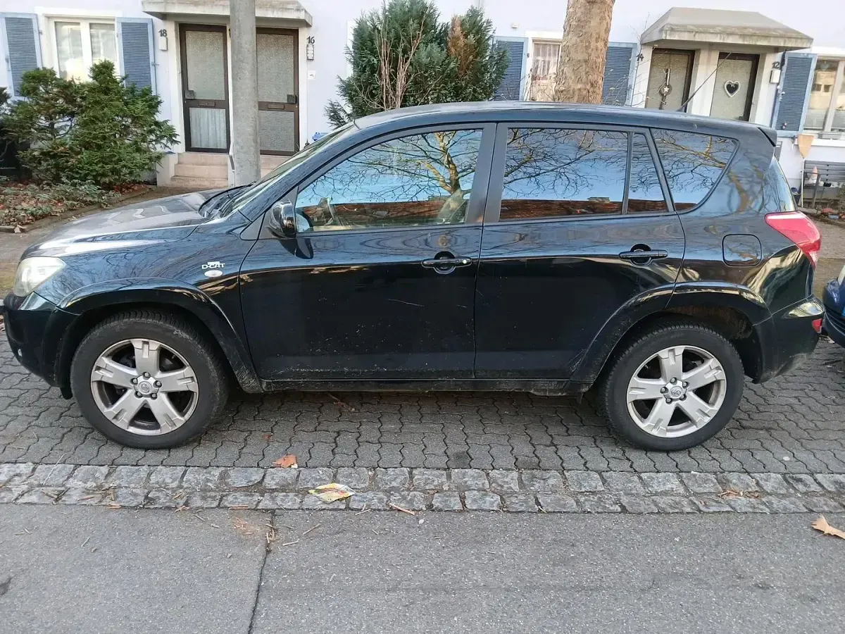 Gebraucht Toyota RAV4 177 PS (130 kW) 2006 Schwarz SUV