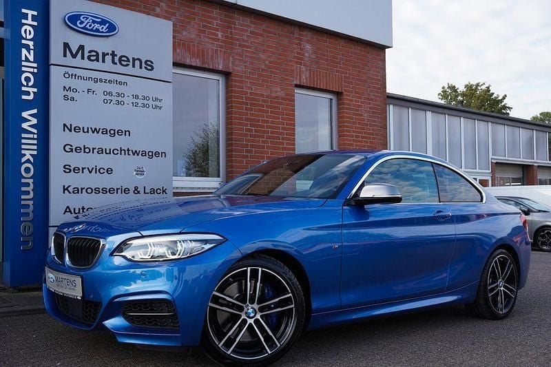 Blau Gebraucht 2018 BMW M240 M Sport Coupé | 35.490 € (Fairer Preis) - Bild 1/4