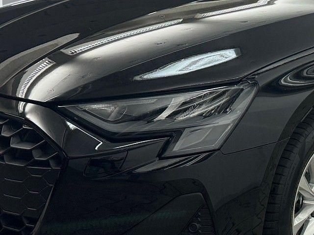 Gebraucht Audi A3 Ambiente 116 PS (85 kW) 2025 Brillantschwarz Limousine