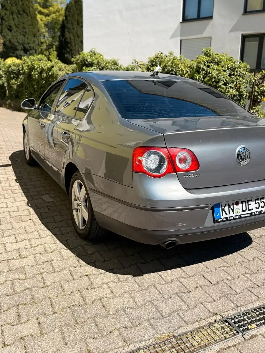 Gebraucht VW Passat Highline 122 PS (89 kW) 2008 Andere farben Limousine