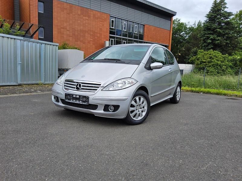Polarsilber metalliclack (metallic) Gebraucht 2005 Mercedes A150 Kleinwagen | 3.650 € (Teuer) - Bild 1/4
