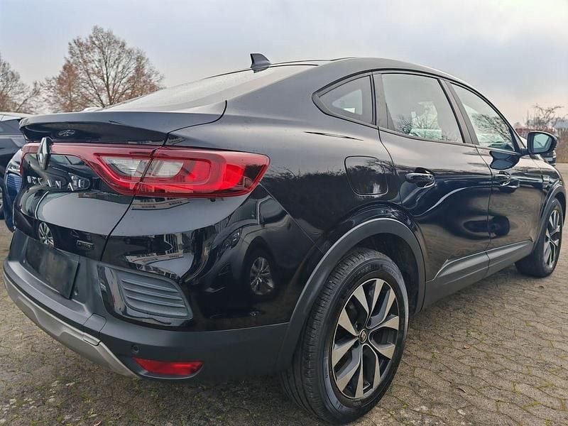 Gebraucht Renault Arkana 143 PS (105 kW) 2023 Schwarz SUV