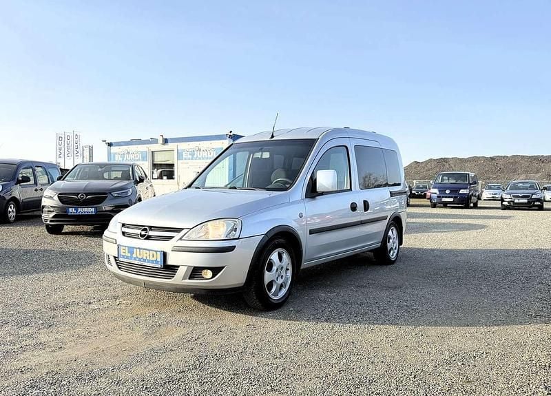 Gebraucht Opel Combo Basis 94 PS (69 kW) 2008 Other Van / Kleinbus