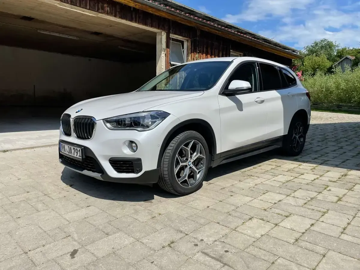Gebraucht BMW X1 140 PS (102 kW) 2017 Weiß SUV