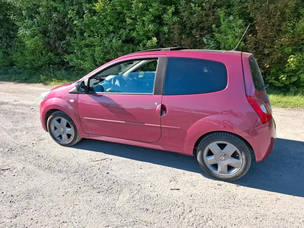 Usata Renault Twingo 75 CV (55 kW) 2012 Andere farben Utilitaria