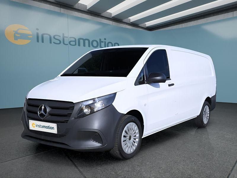 Weiß Gebraucht 2024 Mercedes Vito Van / Kleinbus | 34.299 € (Fairer Preis) - Bild 1/4