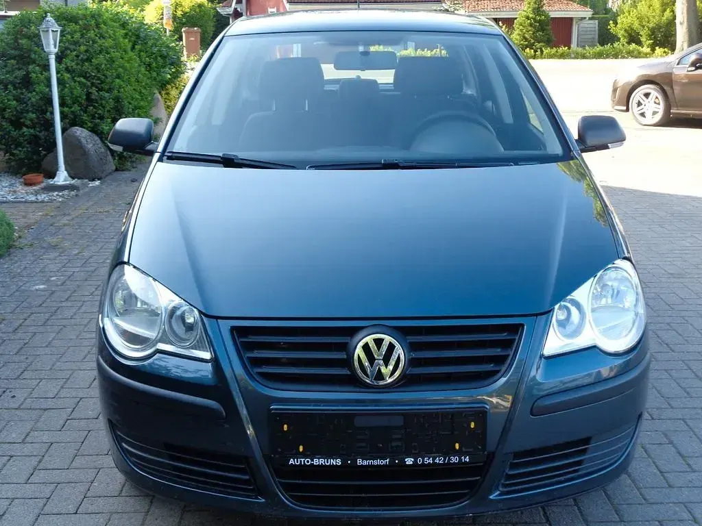 Gebraucht VW Polo Trendline 69 PS (50 kW) 2009 Blau Kleinwagen