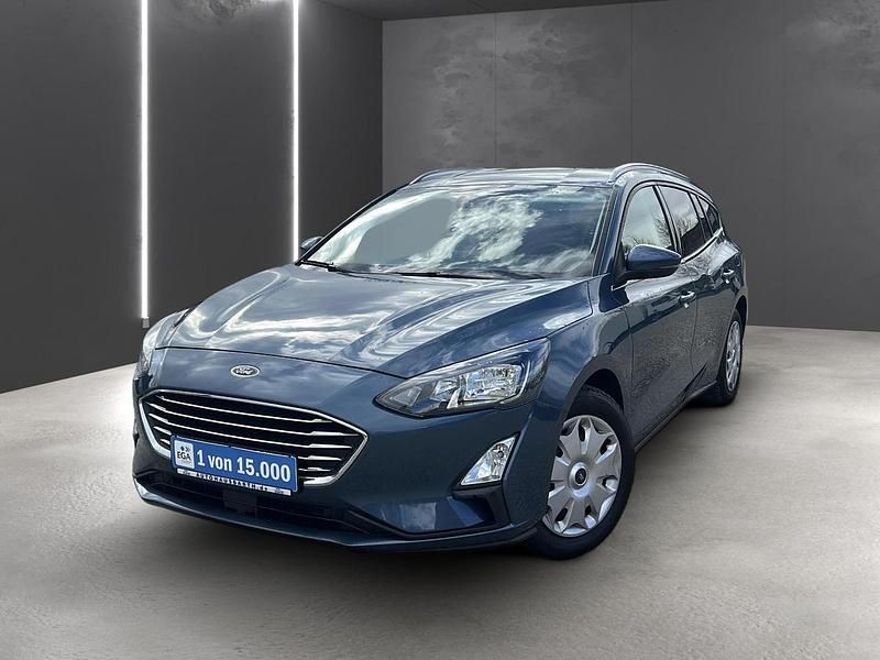 Gebraucht Ford Focus Titanium 125 PS (91 kW) 2021 Blau metallic