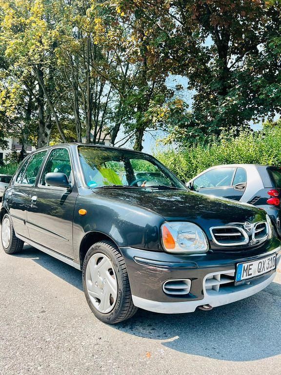 Schwarz Gebraucht 2002 Nissan Micra Comfort Kleinwagen | 1.499 € (Fairer Preis) - Bild 1/4