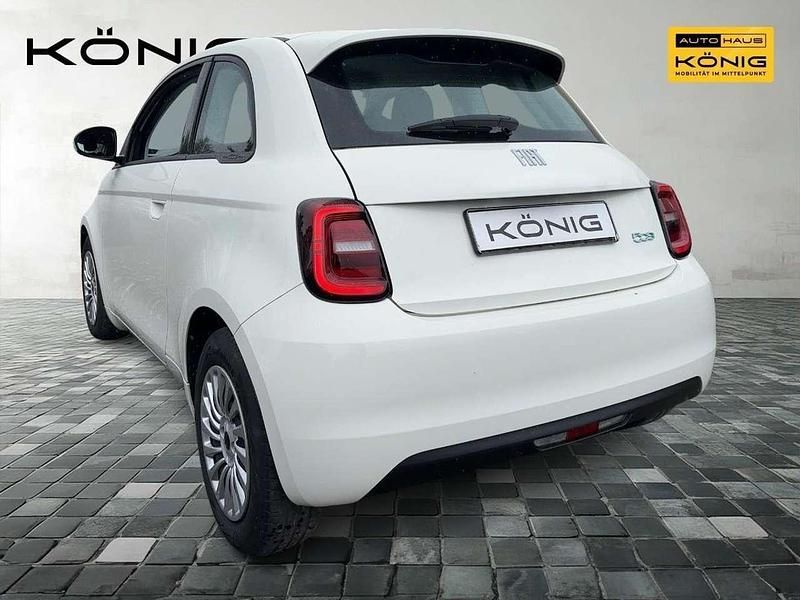 Gebraucht Fiat 500e 86 kW (118 PS) 2023 Weiß Kleinwagen