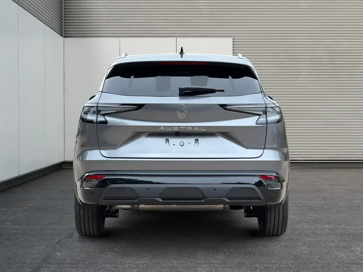 Neu Renault Austral Techno 148 PS (108 kW) 2026 Dolomitgrau metallic SUV