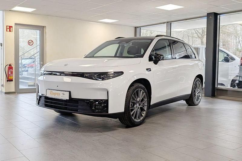 Neu Leapmotor C10 160 kW (218 PS) 2026 Weiß SUV