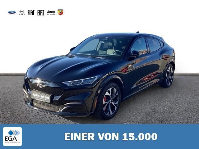 Schwarz metallic Gebraucht 2021 Ford Mustang Mach-E Extended Range SUV | 34.580 € (Superpreis) - Bild 1/4