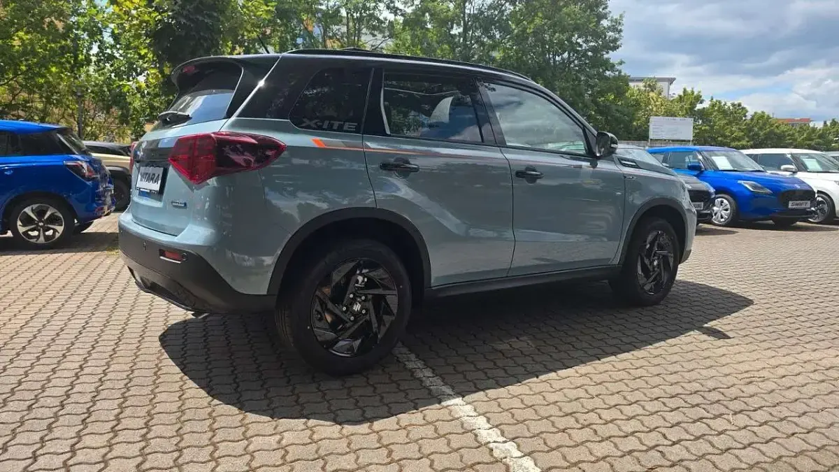 Neu Suzuki Vitara Comfort+ 110 PS (80 kW) 2026 Blau SUV