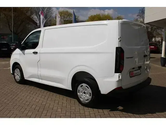 Neu Ford Transit Custom Trend 136 PS (100 kW) 2026 Weiß Van