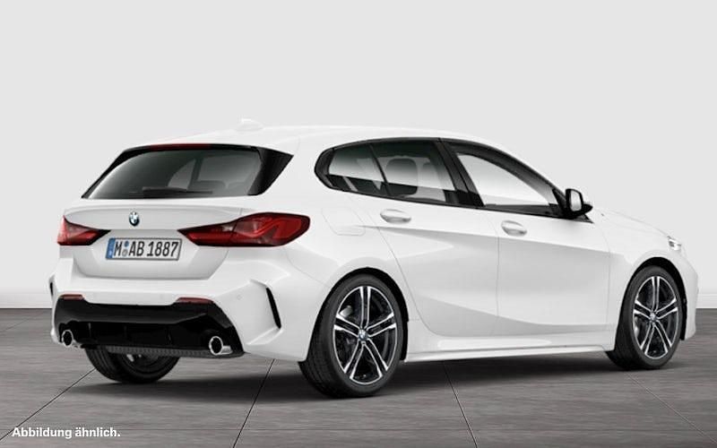 Gebraucht BMW 120 M Sport 190 PS (139 kW) 2022 Weiß Kleinwagen