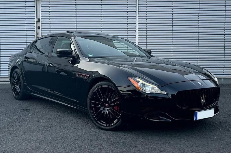 Schwarz Gebraucht 2015 Maserati Quattroporte Limousine | 22.900 € (Teuer) - Bild 1/4