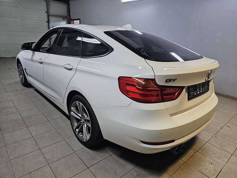 Second-hand BMW 320 184 CP (135 kW) 2015 Alb Hatchback