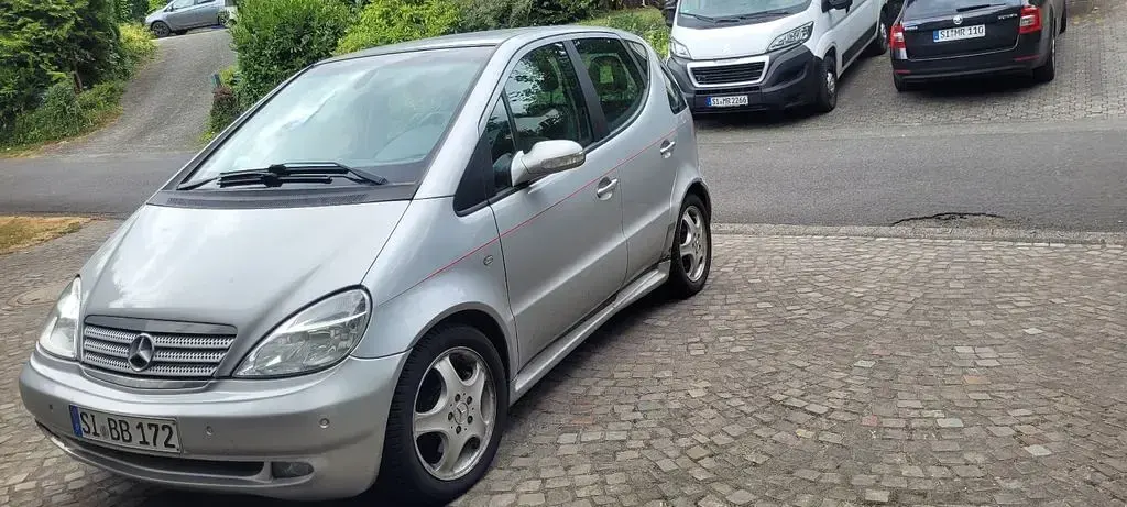 Gebraucht Mercedes A210 140 PS (102 kW) 2001 Silber Kleinwagen
