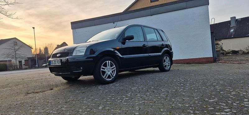 Schwarz Gebraucht 2002 Ford Fusion Limousine | 999 € (Guter Preis) - Bild 1/4