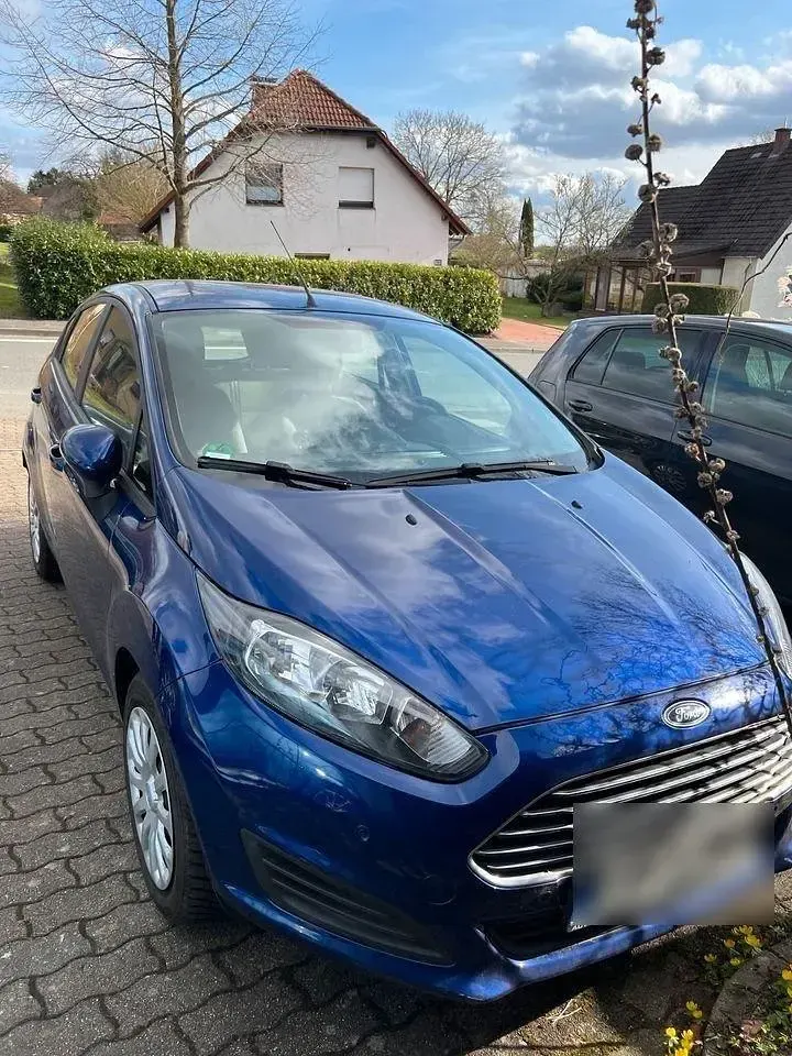 Gebraucht Ford Fiesta 95 PS (69 kW) 2014 Violet Kleinwagen