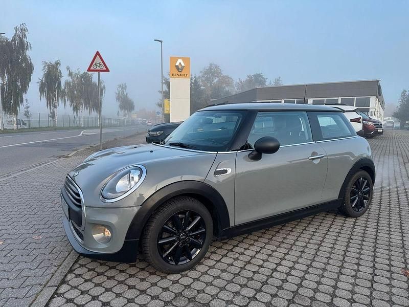 Grau Gebraucht 2014 Mini ONE Kleinwagen | 10.985 € (Teuer) - Bild 1/4