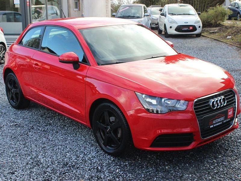 Gebraucht Audi A1 86 PS (63 kW) 2011 Misanorot perleffekt Kleinwagen