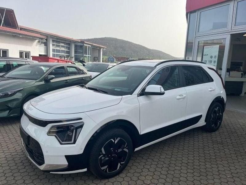 Gebraucht Kia e-Niro 150 kW (204 PS) 2024 (ud) clear white SUV
