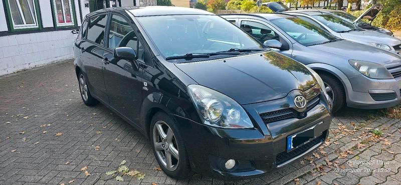 Schwarz Gebraucht 2007 Toyota Corolla Verso Van / Kleinbus | 4.100 € (Fairer Preis) - Bild 1/4