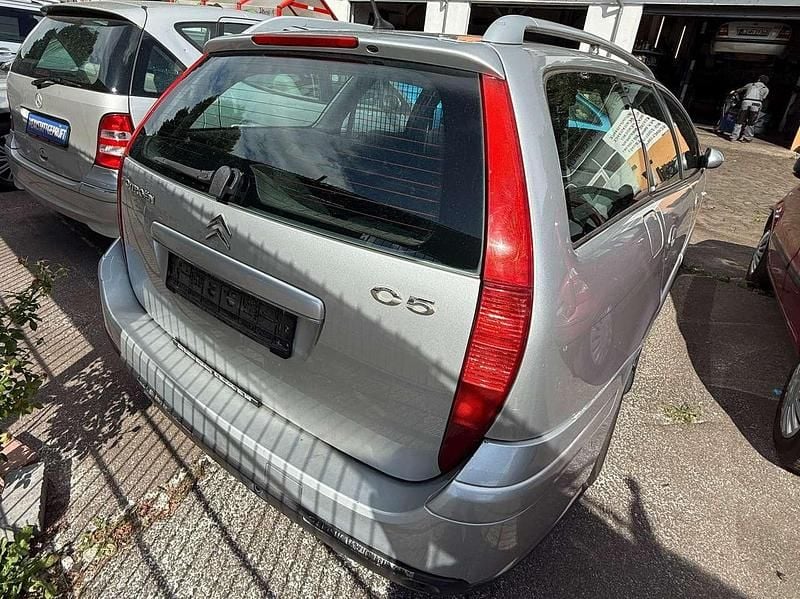 Grau Gebraucht 2007 Citroën C5 Kombi | 2.990 € - Bild 1/4