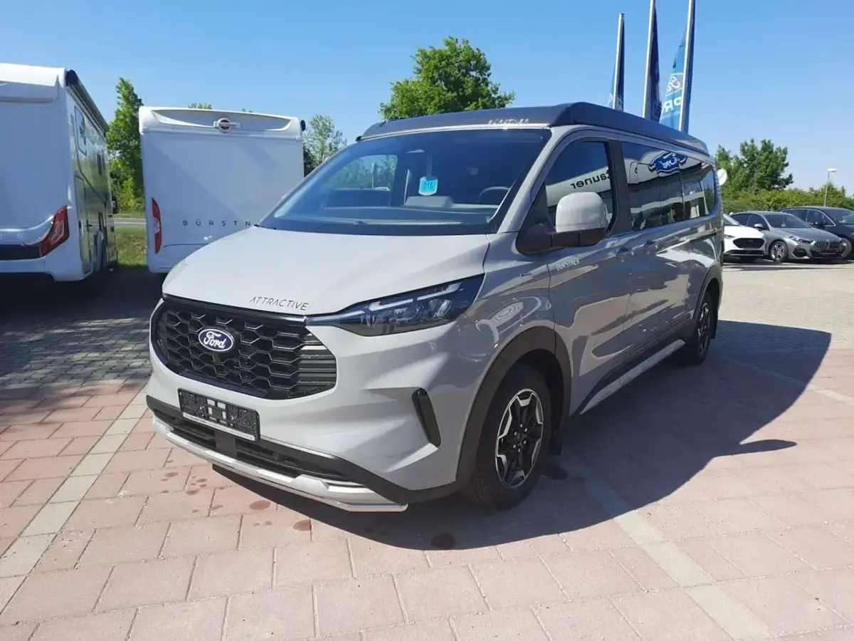 Neu Ford Tourneo 170 PS (125 kW) 2026 Other Van / Kleinbus