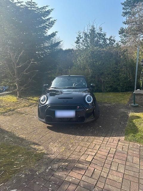Gebraucht Mini Cooper S Cabriolet 178 PS (130 kW) 2024 Schwarz Cabrio
