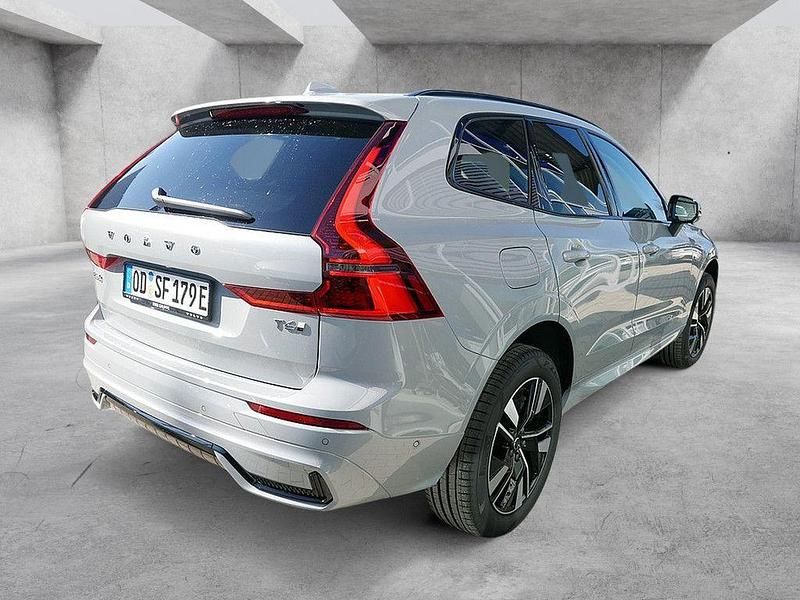Gebraucht Volvo XC60 Core 349 PS (256 kW) 2025 Grau SUV
