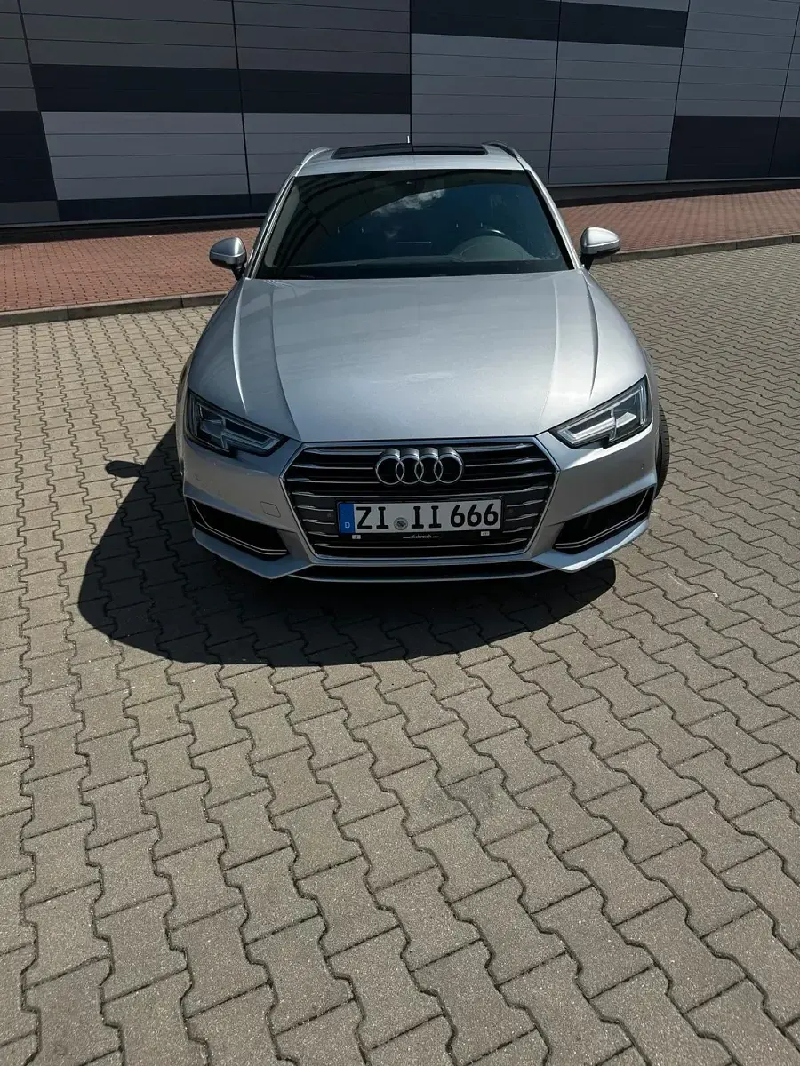 Gebraucht Audi A4 S-Line 190 PS (139 kW) 2016 Silber Kombi