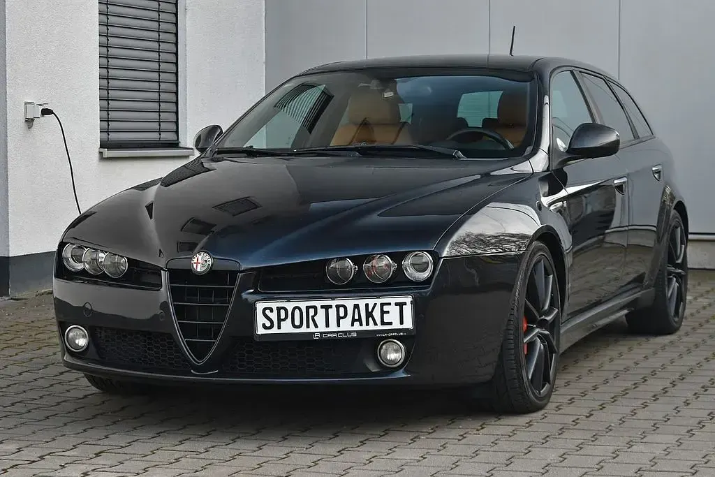 Gebraucht Alfa Romeo 159 170 PS (125 kW) 2011 Schwarz Kombi