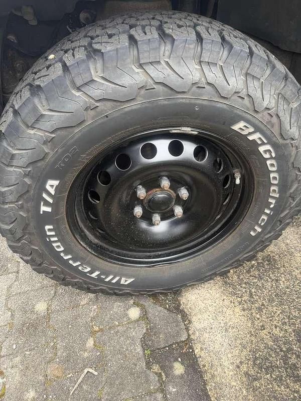 Gebraucht Ineos Grenadier 249 PS (183 kW) 2024 Grau Kombi