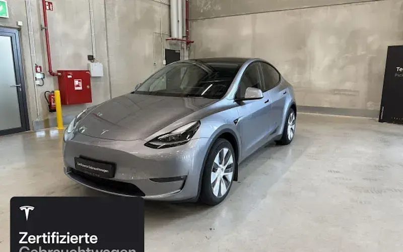 Gebraucht Tesla Model Y 273 kW (372 PS) 2023 Silber SUV