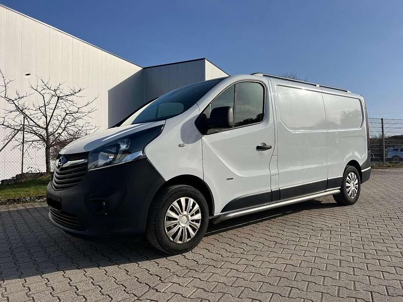 Gebraucht Opel Vivaro 125 PS (91 kW) 2018 Weiß Van / Kleinbus