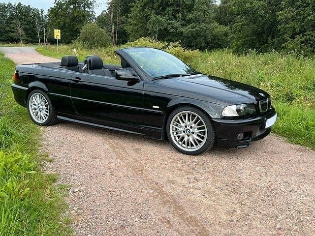 Schwarz Gebraucht 2001 BMW 330 M Sport Cabrio | 14.500 € (Fairer Preis) - Bild 1/4