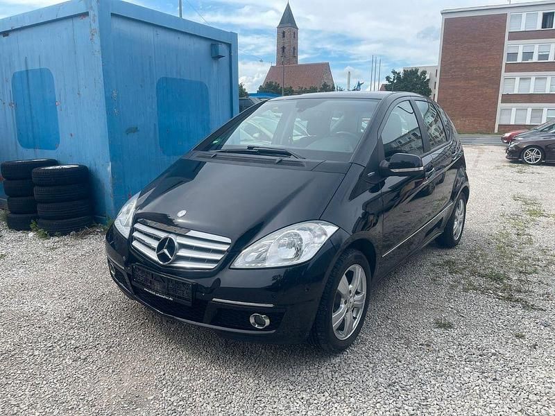 Schwarz Gebraucht 2009 Mercedes A170 Limousine | 3.550 € (Fairer Preis) - Bild 1/4