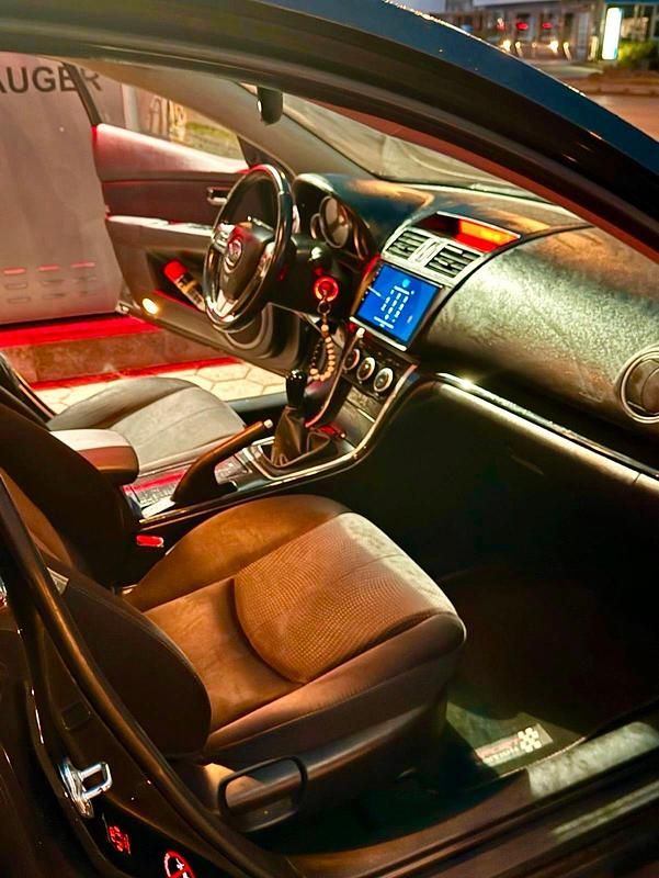 Second-hand Mazda 6 140 CP (102 kW) 2008 Negru Berlinǎ