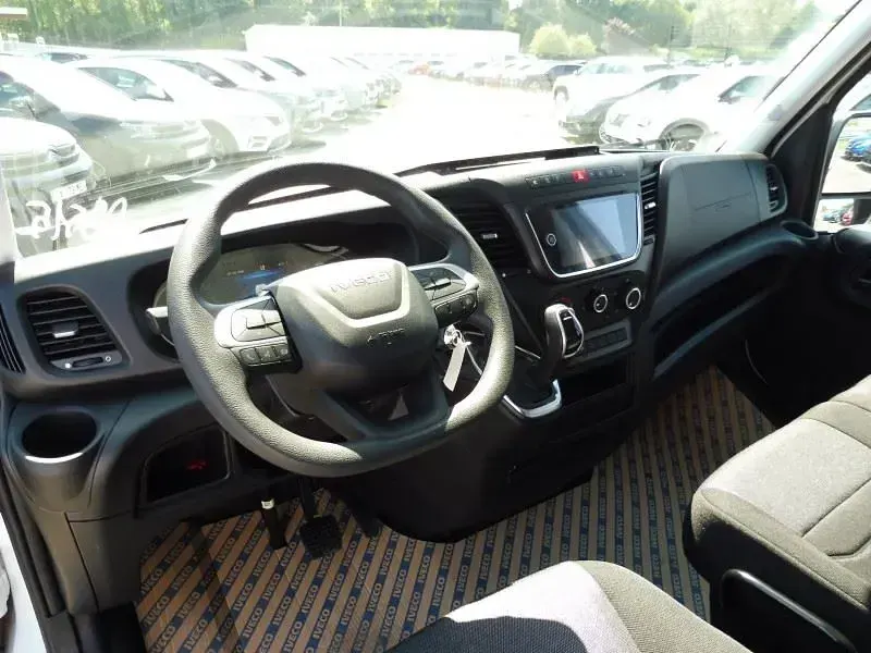 Neu Iveco Daily 158 PS (116 kW) 2026 (blanc) Van