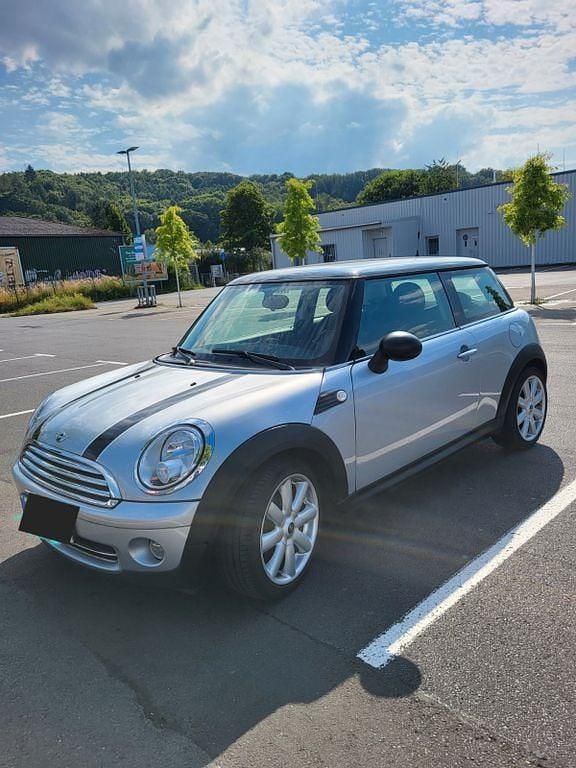 Silber Gebraucht 2009 Mini Cooper Kleinwagen | 8.300 € (Fairer Preis) - Bild 1/4