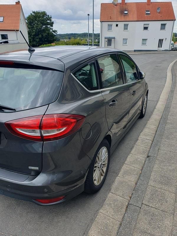 Andere farben Gebraucht 2018 Ford C-MAX Van / Kleinbus | 11.950 € (Fairer Preis) - Bild 1/4