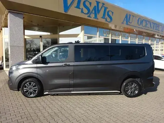 Usado Ford Tourneo Custom Titanium 2024 Andere Van