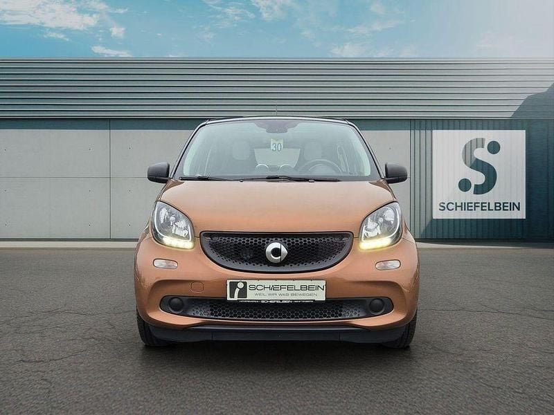 Gebraucht Smart ForFour Passion 90 PS (66 kW) 2017 Braun metallic Kleinwagen