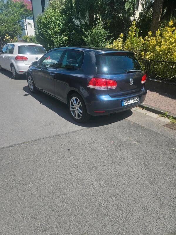 Blau Gebraucht 2009 VW Golf VI Coupé | 4.450 € (Guter Preis) - Bild 1/4