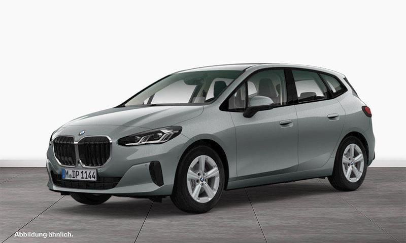 Gebraucht BMW 220 Active Tourer Sport Line 170 PS (125 kW) 2025 Grau Van / Kleinbus