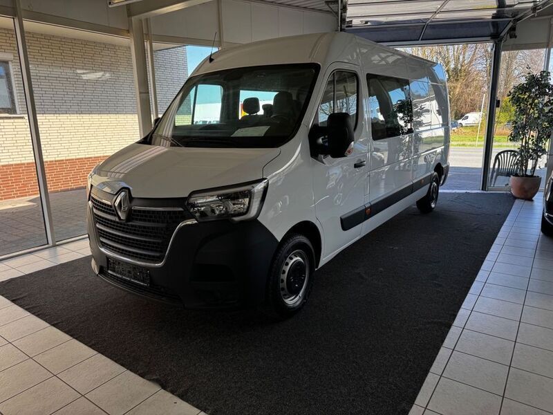 Weiß Gebraucht 2023 Renault Master Van | 37.999 € - Bild 1/3